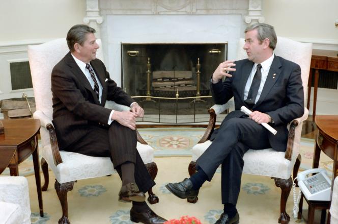 President Ronald Reagan and Jerry Falwell Sr in the White House.