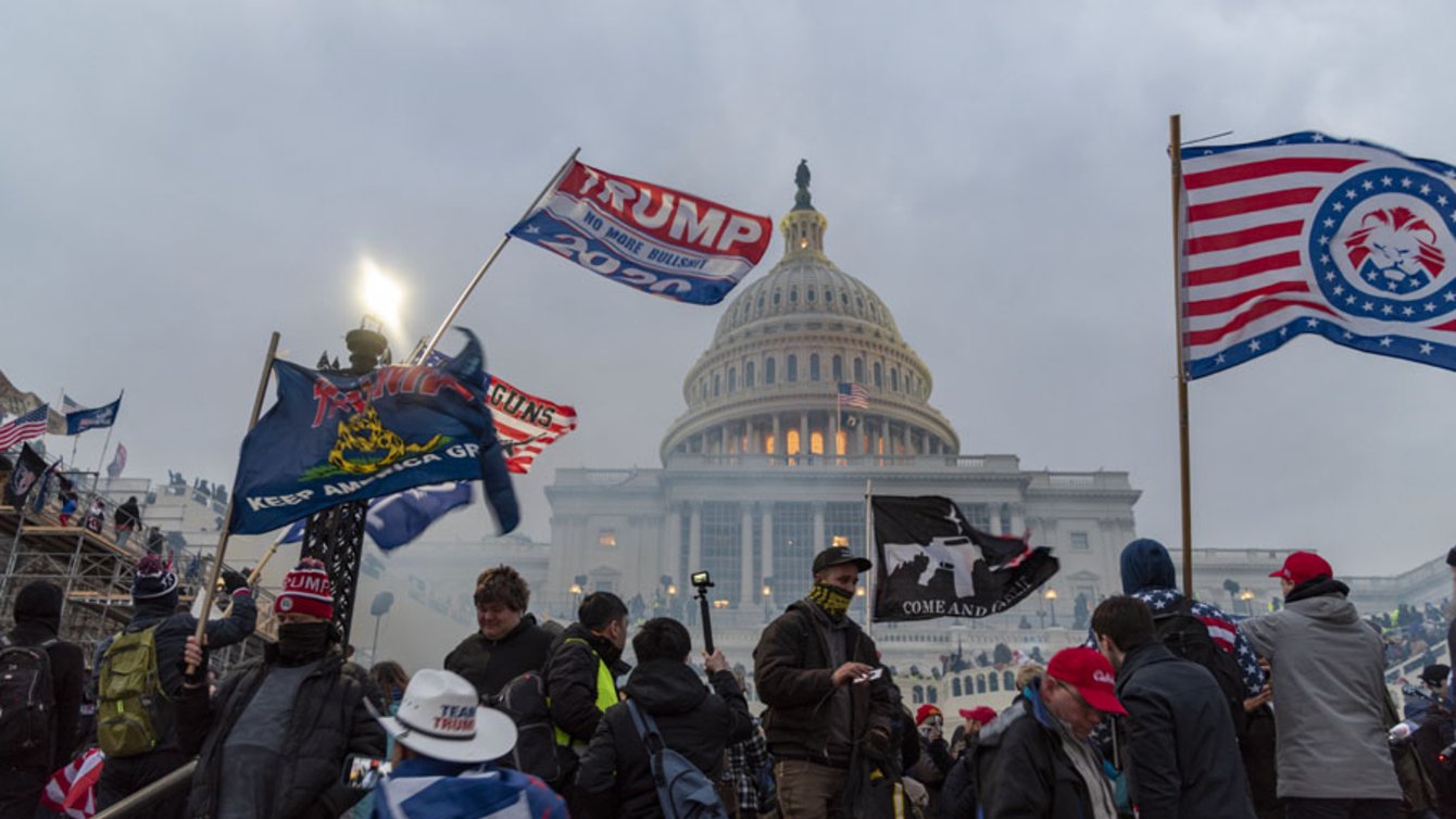 Pro-Trump mob assembled in front of the Capitol Building on January 6, 2021 (Credit: Blink O'fanaye/Flickr).