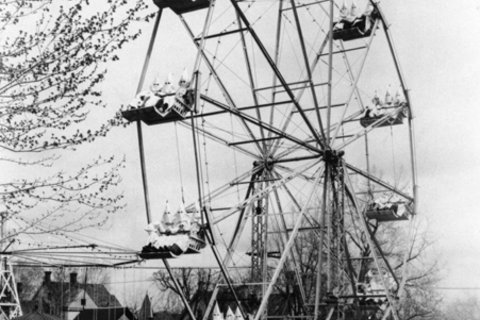 Photo from 1926 of Klansmen on a ferris wheel in Cañon City, CO. 