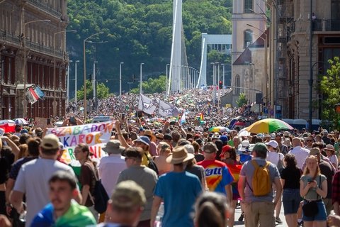 View from above of thousands and thousands of people covering an entire bridge at Hungary Pride parade